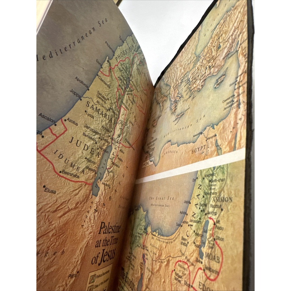 VTG HOLY BIBLE KJV Words of Christ in Red Dictionary Concordance Barbour 2006 - Picture 11 of 14